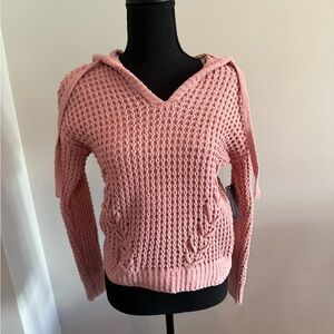 No Boundaries Pink V-Neck Knit Top